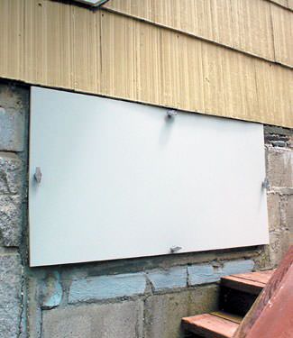 Airtight crawl space doors in Somersworth